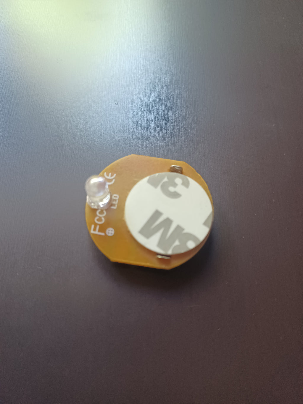 PulseDot LED module – reverse side with 3M adhesive